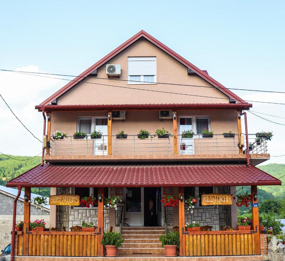Restoran & Motel Manjez Bijelo Polje Bagian luar foto
